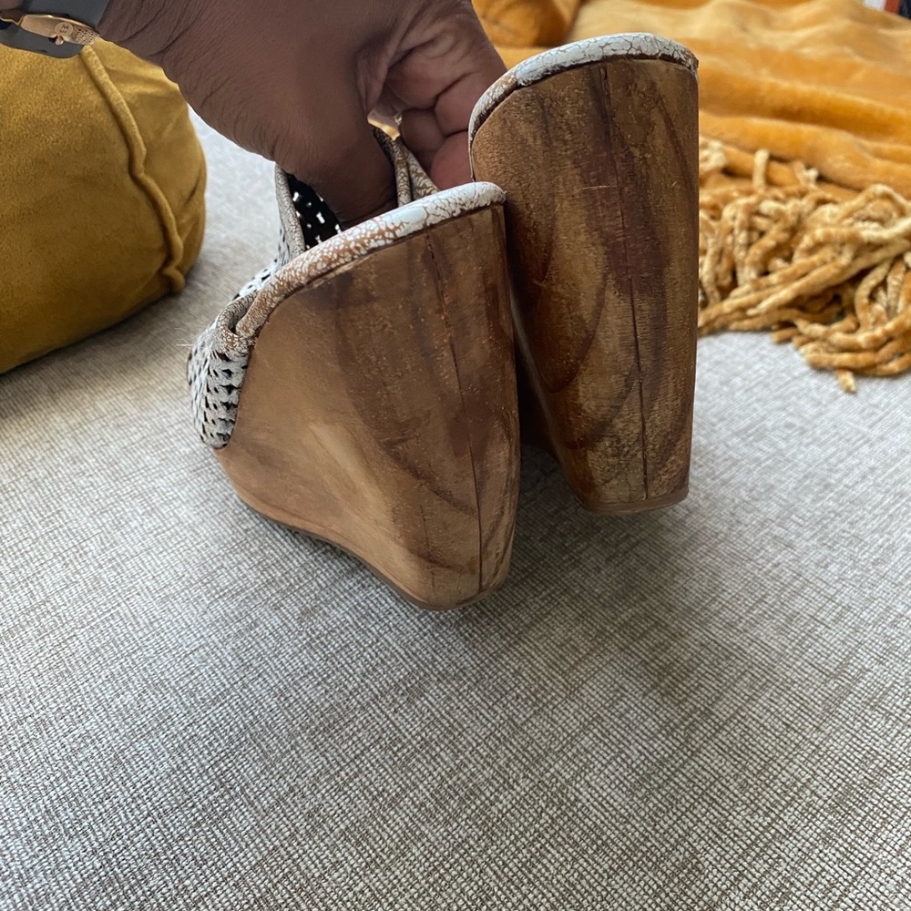 Very Volatile Sandals View 6